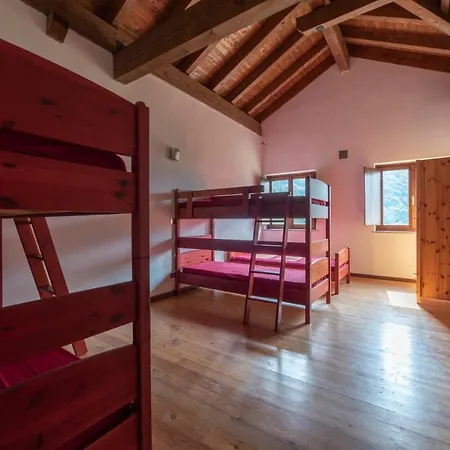 Hostel Rifugio Parpinasca Trontano