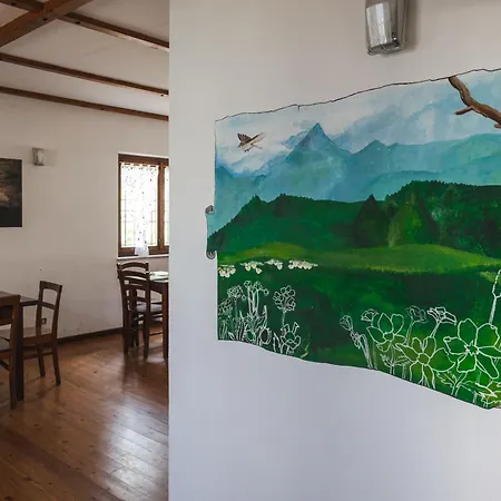 Rifugio Parpinasca Hostal *