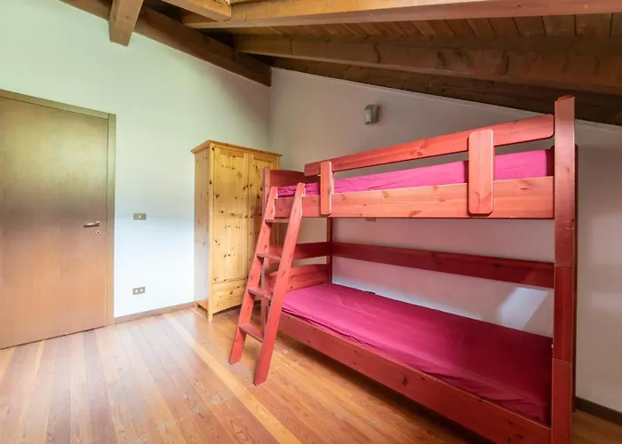 Rifugio Parpinasca Hostel