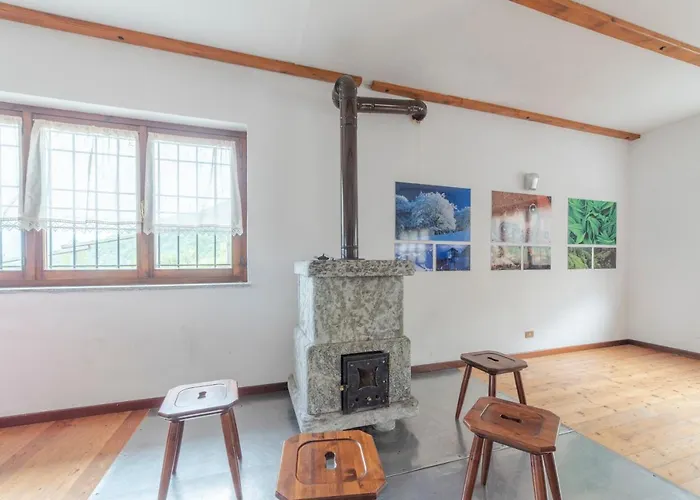 Rifugio Parpinasca Hostel *